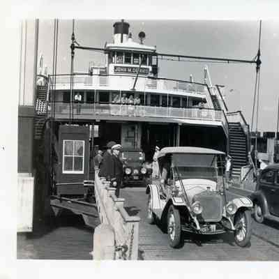 1949 Glidden Tour - tour cars leaving the ferry at Annapolis
