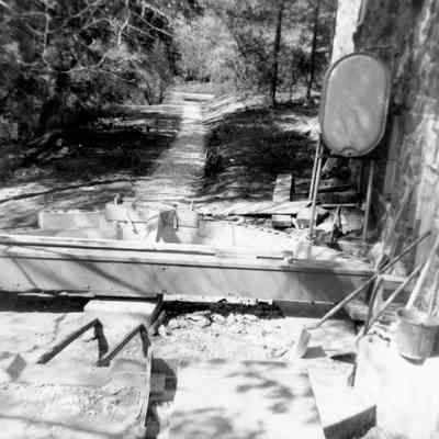 Turntable and right-of-way behind the carriage house, 1960
