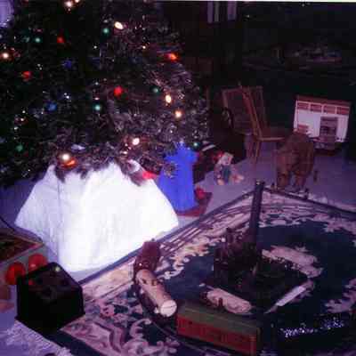 2004 - recreation Thomas C. Marshall, Jr.'s, playroom at Christmas