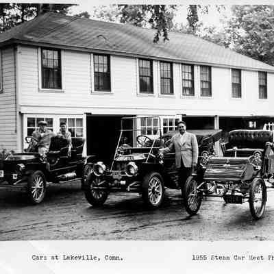 1955 Steam Car Meet - Cars at garage in Lakeville, CT