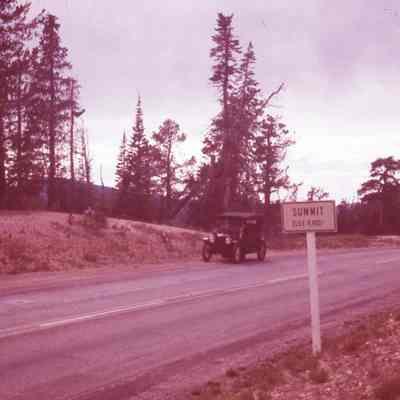 1972 Transcontinental Tour - 1912 Stanley Model 87 summiting