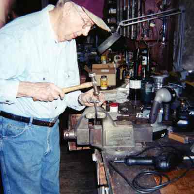 2006 - Willard Robinson at a Steam Team work session