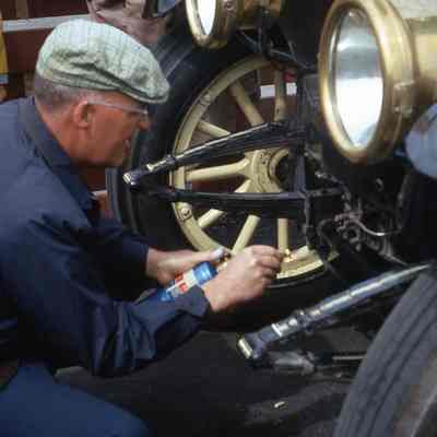 1972 Transcontinental Tour - Thomas C Marshall, Jr, firing the 1912 Stanley Model 87
