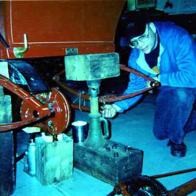 2004 - Steam Team work session on the 1908 Stanley Model EX