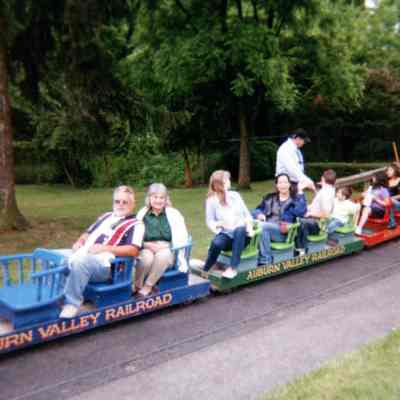 2007 - Simkins family at June Steamin' Day