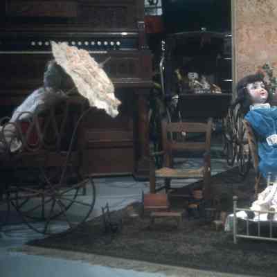 Christmas at Auburn Heights - Magic Age of Steam exhibit, 1977