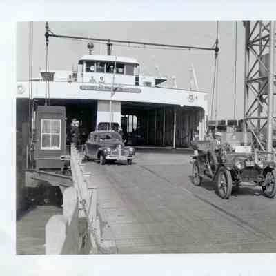 1949 Glidden Tour - N.O. Geisinger and his 1912 Buick leaving the ferry at Annapolis