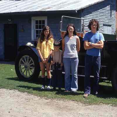 1972 Transcontinental Tour - 1912 Stanley Model 87 with unidentified children