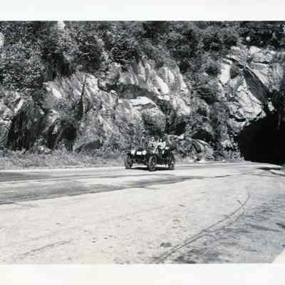 1949 Glidden Tour - Dr. Rice Moody and his 1909 Cadillac