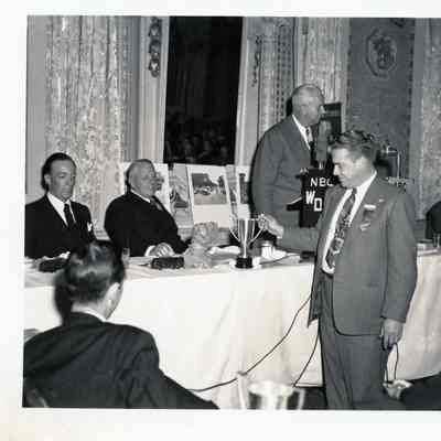 1949 Glidden Tour - awards ceremony with Walter Man