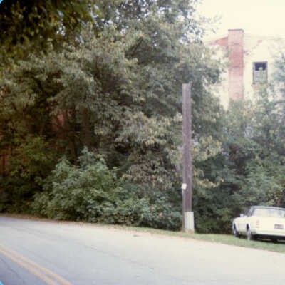 Garrett Snuff Mill before demolition along Route 82, 1986