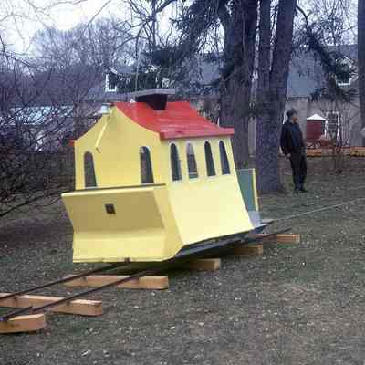 Building the Toonerville Trolley, 1972