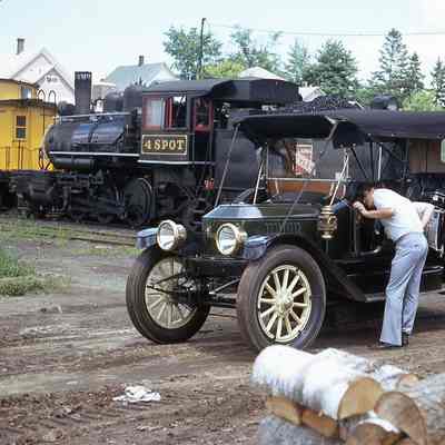 1972 Transcontinental Tour - 1912 Stanley Model 87 at the Lumberjack Steam Train in Laona, WI