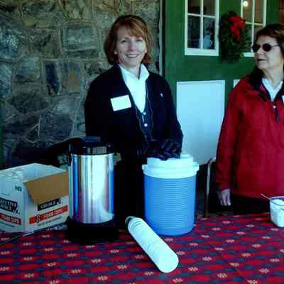 2007 -Chevonne Robison and Barbara Reilly at Steamin' Day