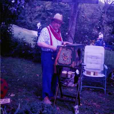 2005 - musical entertainment by Paul Harris