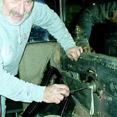 2007 - Steam Team work session on the 1916 Rauch & Lang electric car