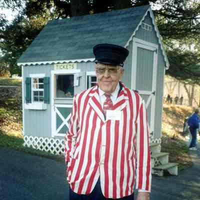 2006 - Thomas C. Marshall, Jr. at Thanksgiving weekend Steamin' Day
