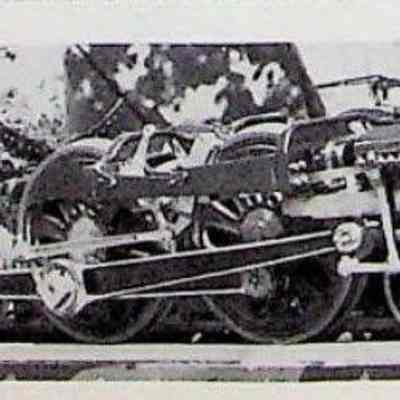Assembly of the AVRR "402", late 1940s