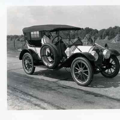 1949 Glidden Tour - Henry Heinsohn in a 1911 Chalmers