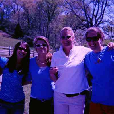 2006 - volunteers at the Wilmington Friends School event at Auburn Heights