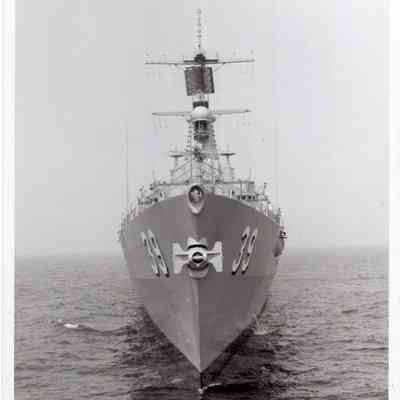 Cruiser bow