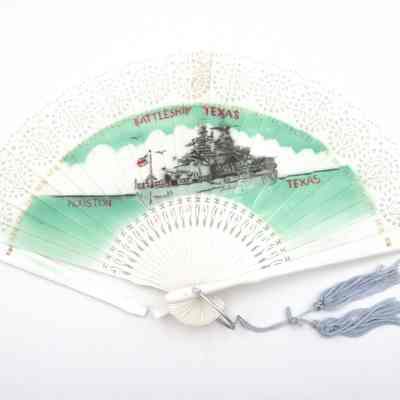 Museum store folding fan