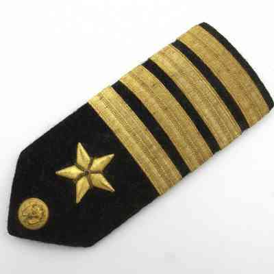 Captain shoulder board