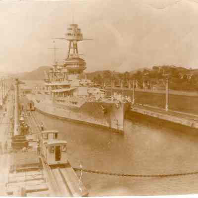 Texas at Panama locks
