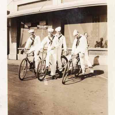 NY sailors ride bikes