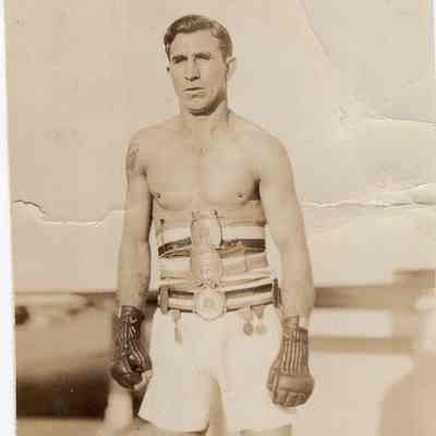 Sailor boxer