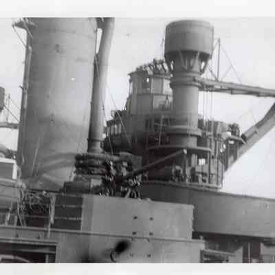 Smoke stack & aft fire control (duplicate)