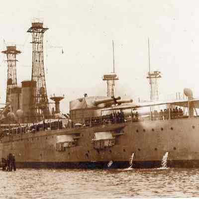 Texas stern pumping water