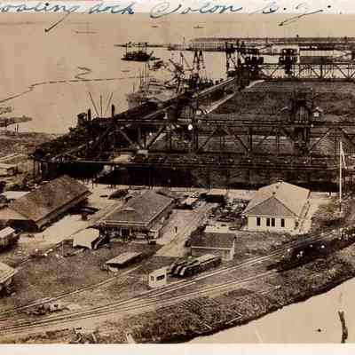 Coaling dock