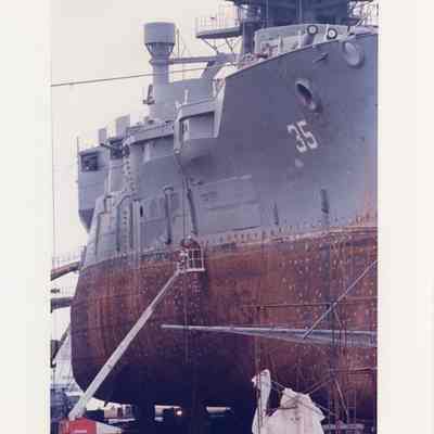 Manlift working on Texas in dry dock