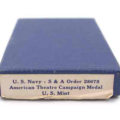 Lewis's American Campaign medal box