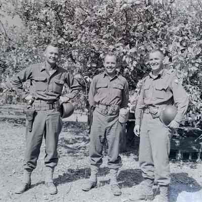 Soldiers standing for group picture