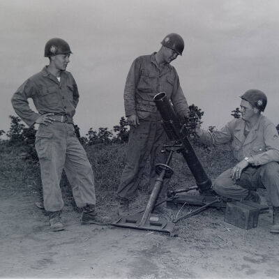 Mortar crew in training
