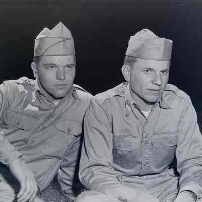 Two unknown soldiers