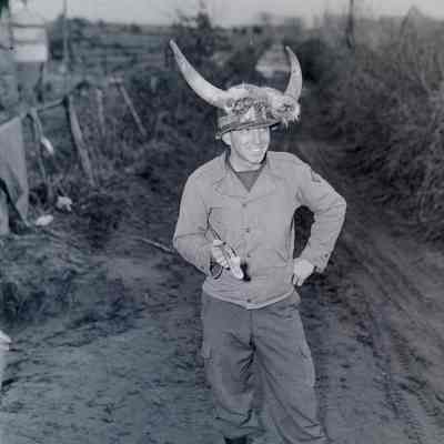 Soldier with horn helmet