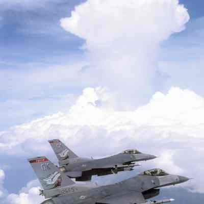 F-16s in flight