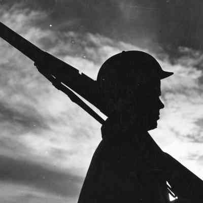 Silhouette of Bill Mauldin