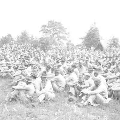 Soldiers sitting during a field lecture