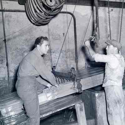 Soldiers making ice