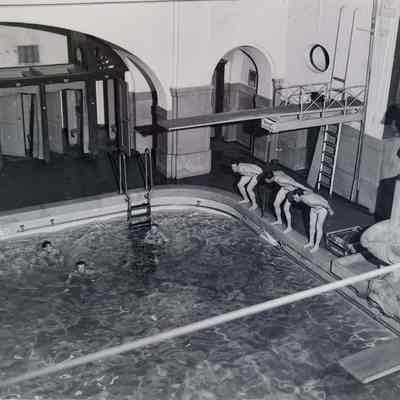 Soldiers swimming