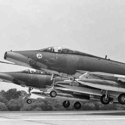 F-100s in takeoff