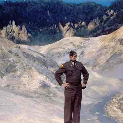 Soldier visiting the Noboribetsu Hot Springs