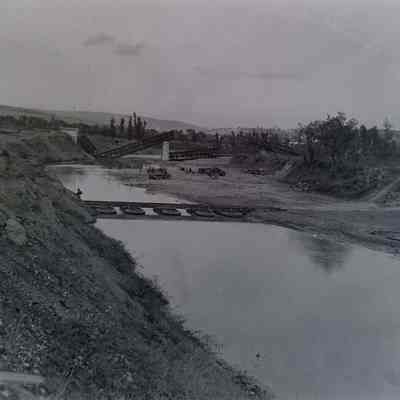 Floating bridge over Calore River