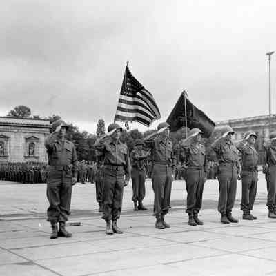 Soldiers saluting