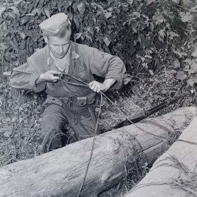 Soldier cutting wire