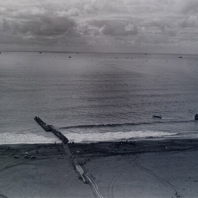 Floating piers deployed on a beach